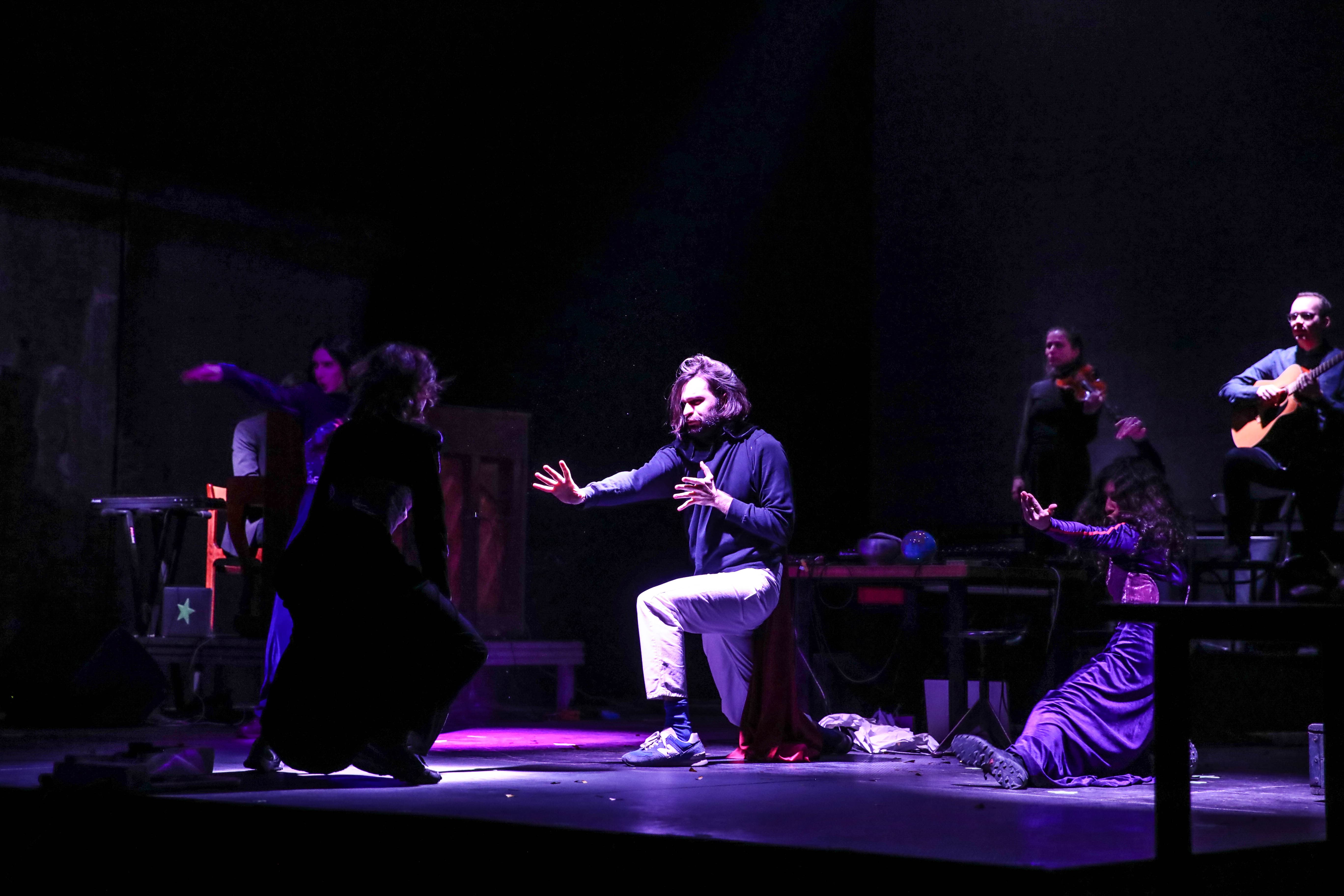 hamlet production photo 1