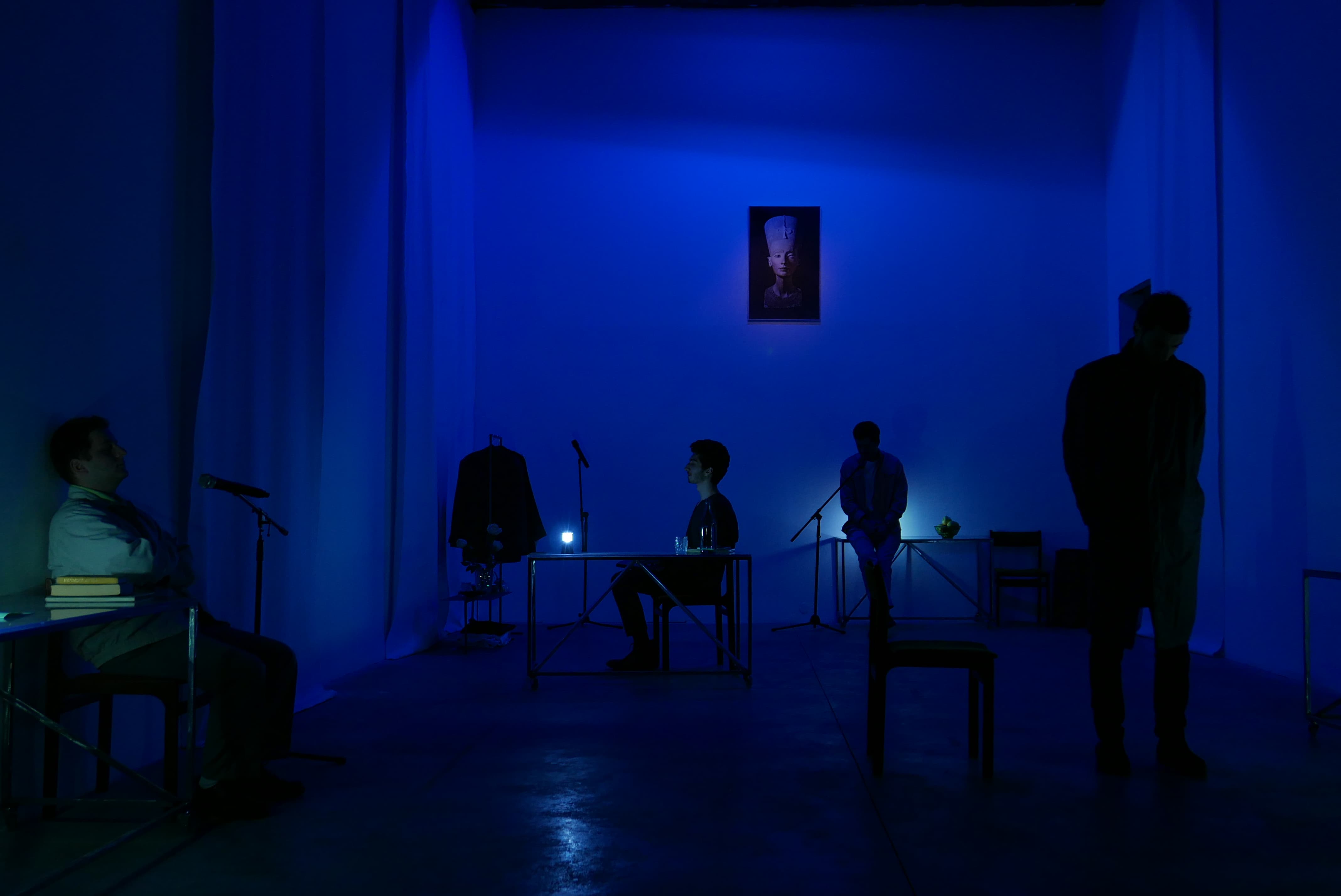 hamlet production photo 1